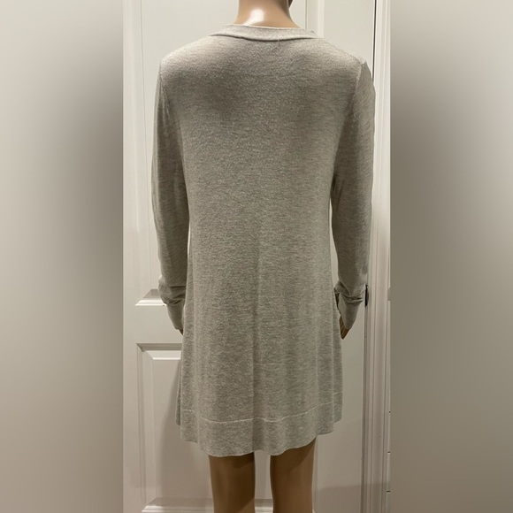 Loft Cozy Light Gray Long Sleeve Tunic size M - Picture 5 of 5